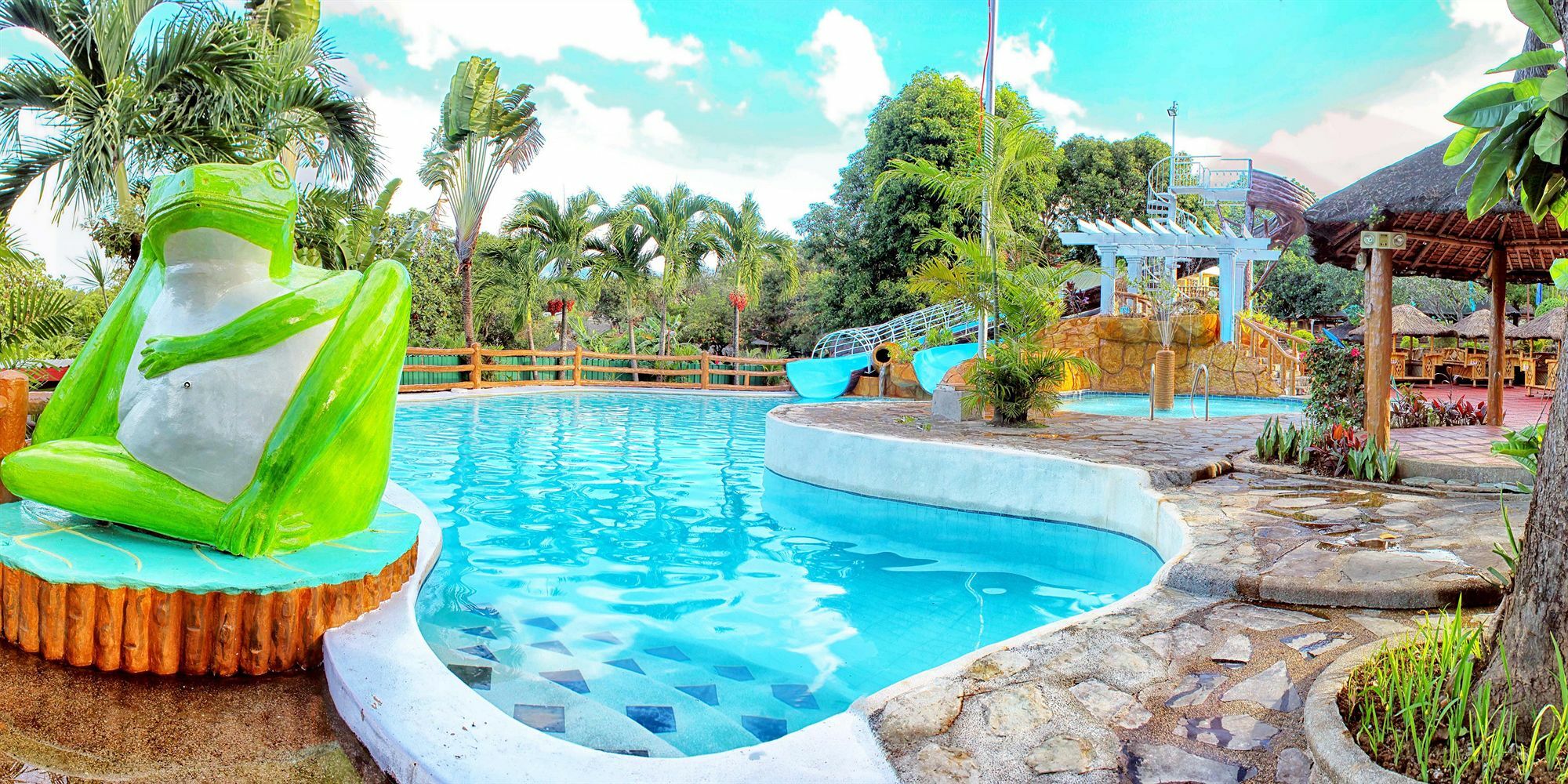 Loreland Farm Resort Антиполо Экстерьер фото
